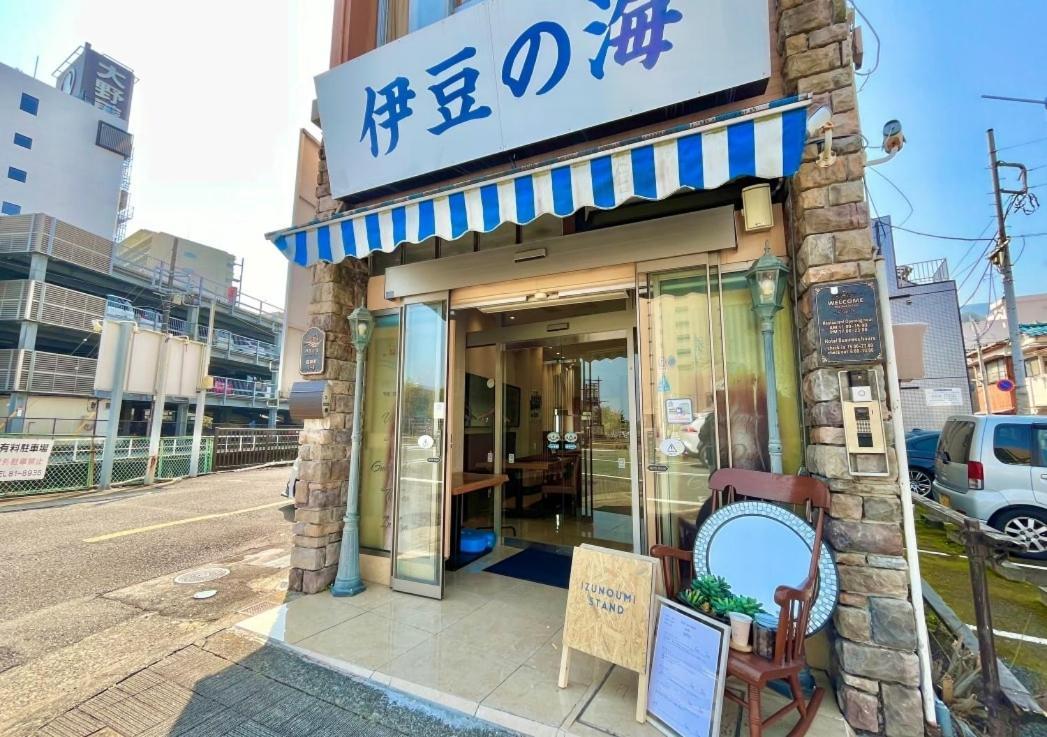 Izu-No-Umi Hotel Atami  Exterior photo